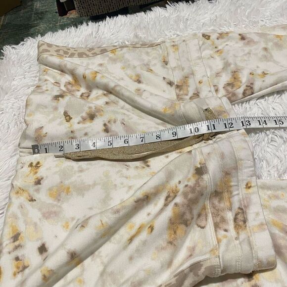 Johnny Was Calme Lounge Joggers in Beige Animal Tie Dye XL - Picture 5 of 8